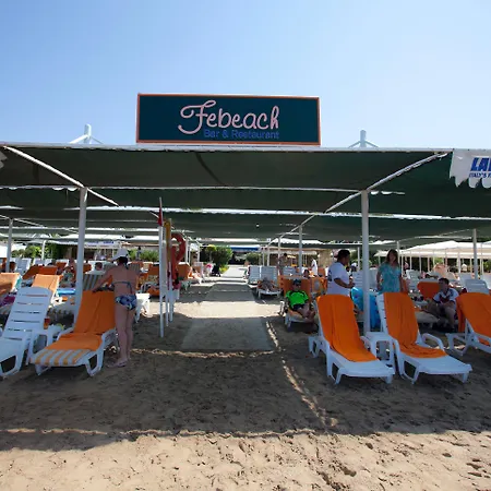 Febeach Resort 4*