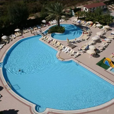 Resort Febeach Side