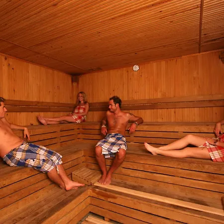 Resort Febeach Side