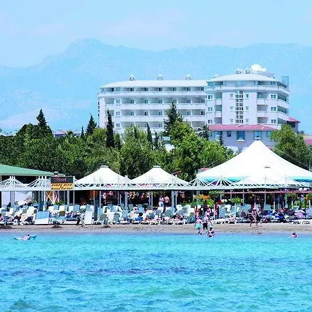 Febeach Resort 4*